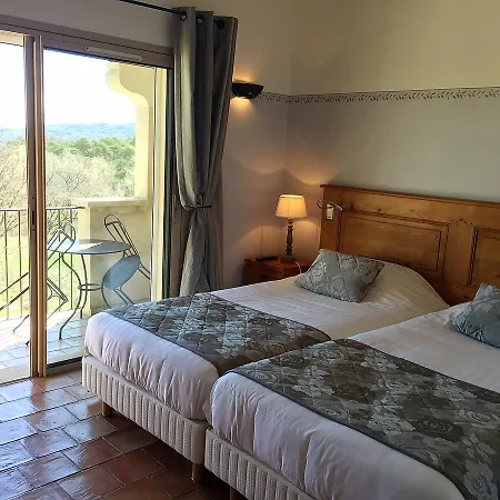 Charembeau Hotel 3*
